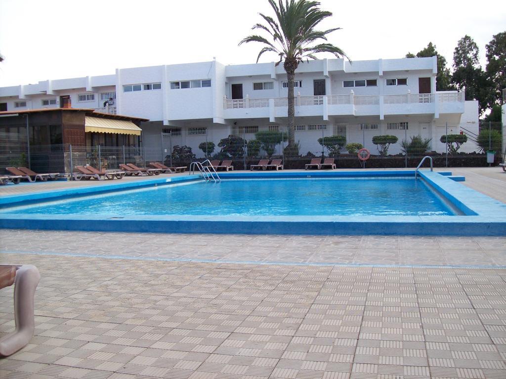 By Jonni Res. Chaparral Vila Costa Del Silencio Exterior foto
