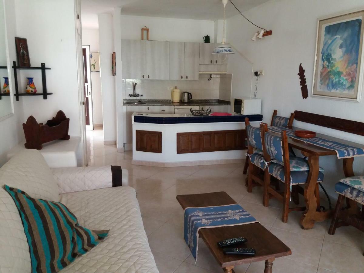 By Jonni Res. Chaparral Vila Costa Del Silencio Exterior foto