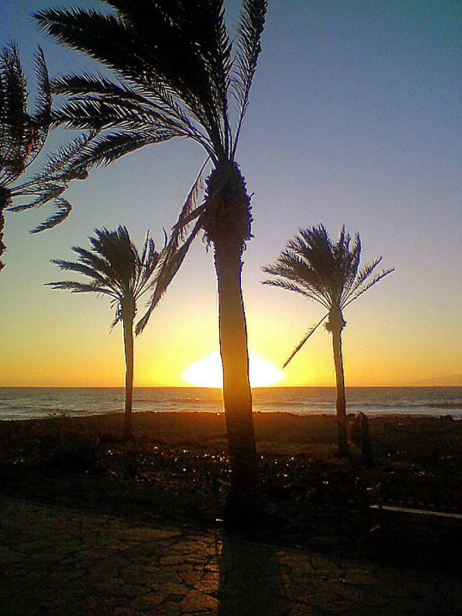 By Jonni Res. Chaparral Vila Costa Del Silencio Exterior foto