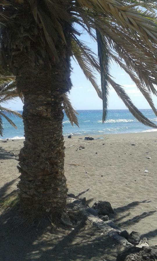 By Jonni Res. Chaparral Vila Costa Del Silencio Exterior foto
